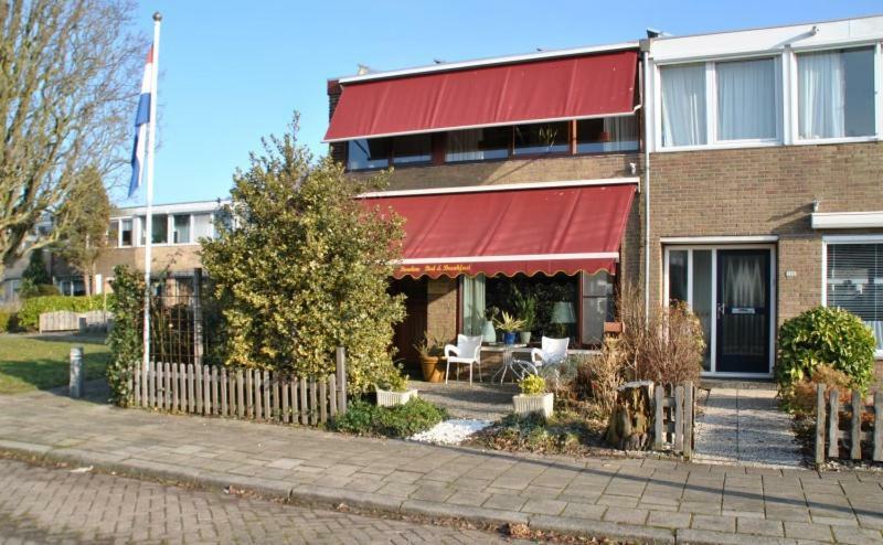 ליוורדן Bordine Guesthouse מראה חיצוני תמונה